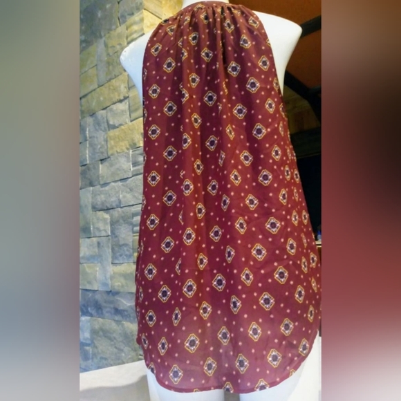 Woman Large sheer blouse - Picture 4 of 7